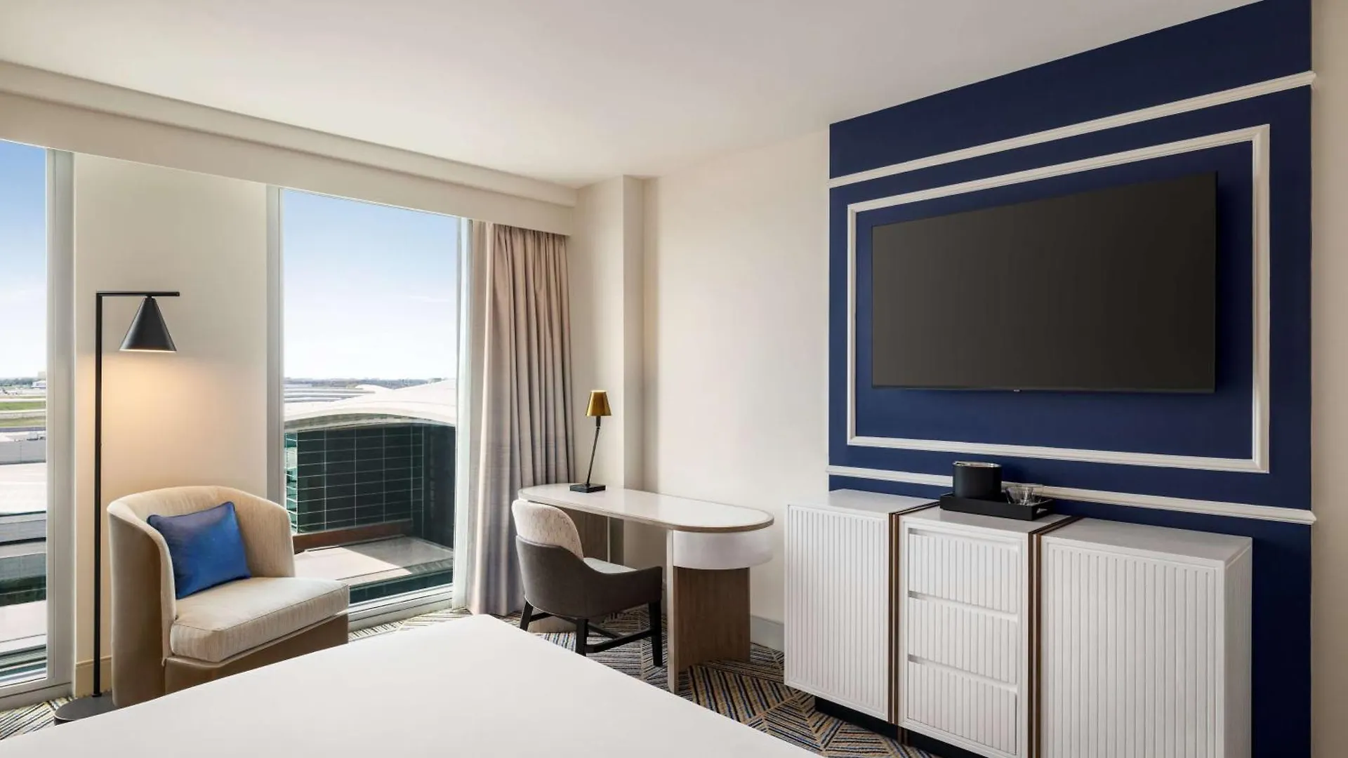 Hilton Bna Nashville Airport Terminal