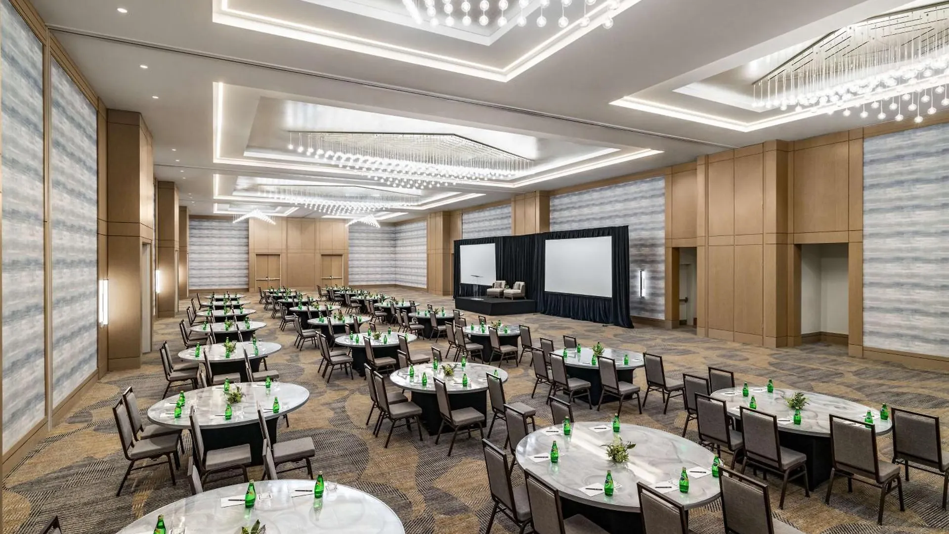Hilton Bna Nashville Airport Terminal