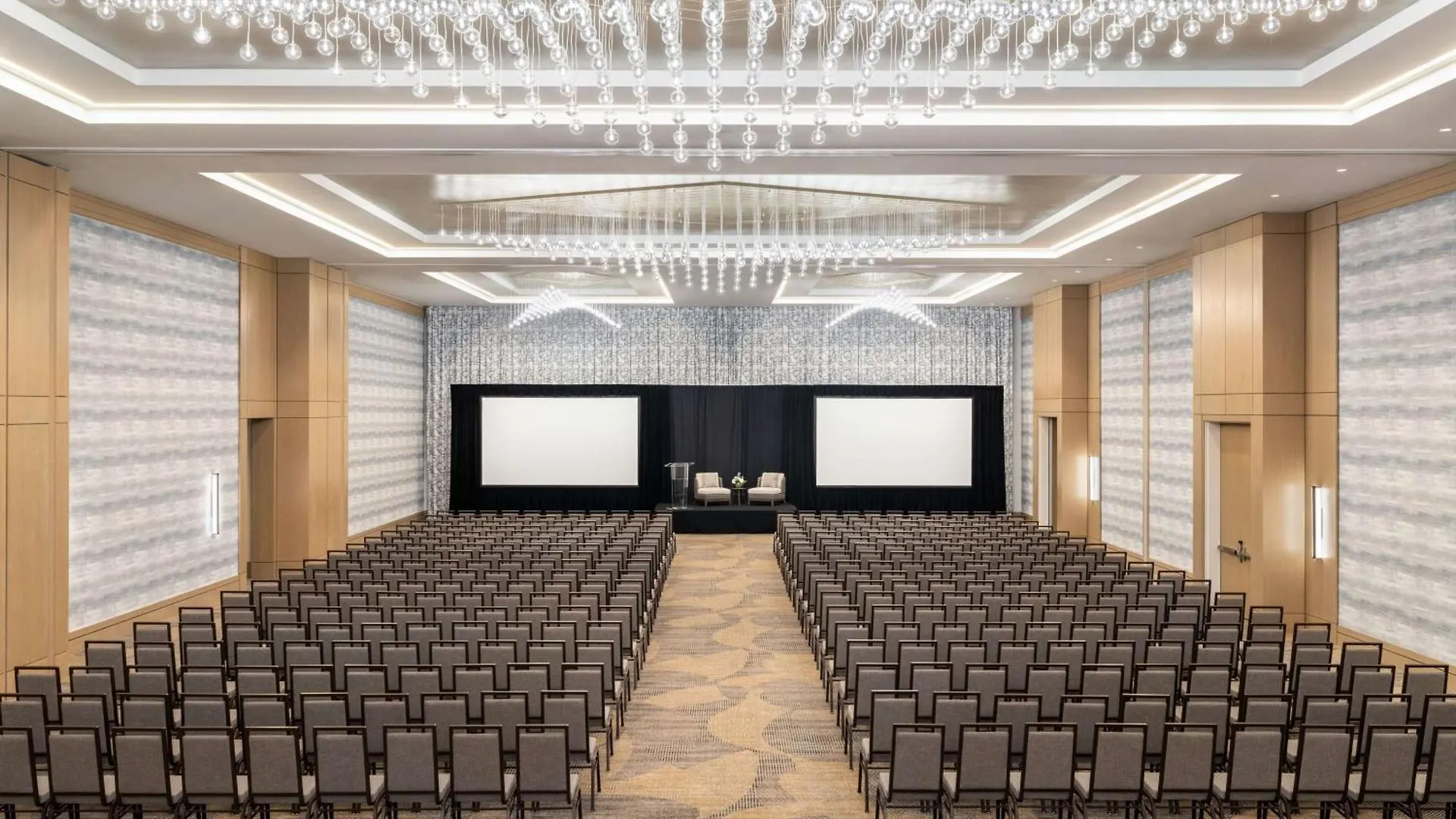 Hilton Bna Nashville Airport Terminal United States
