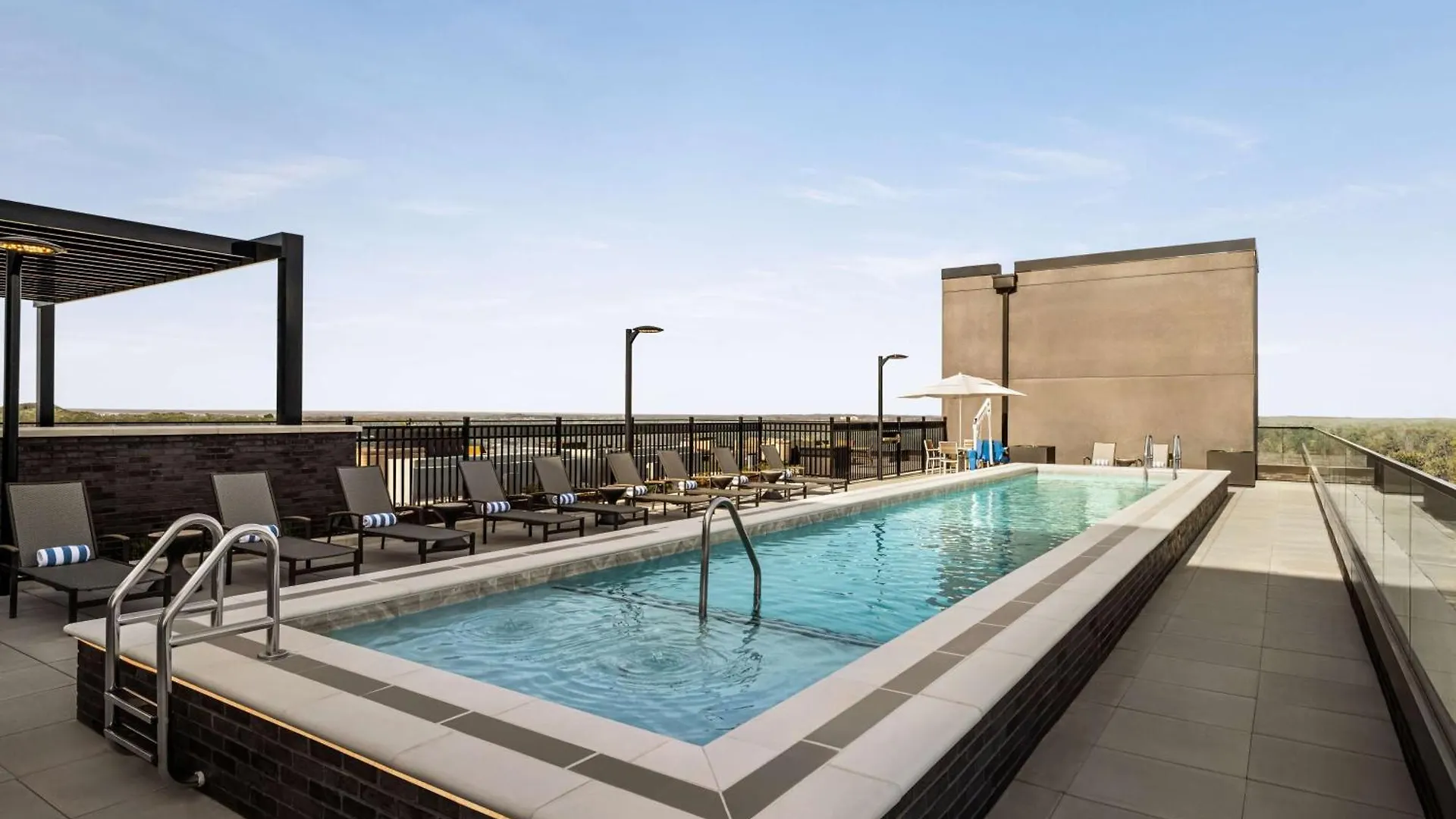 **** Hotel Hilton Bna Nashville Airport Terminal United States